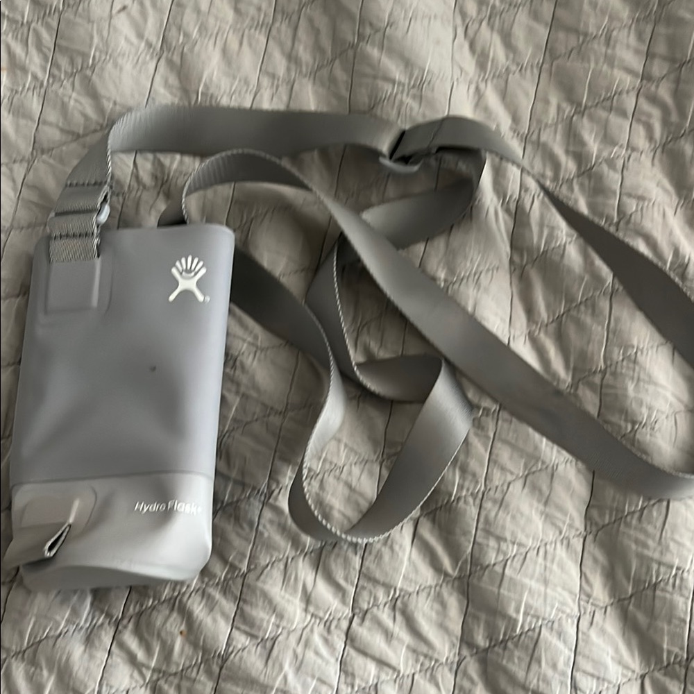 Hydro Flask Gray Sling